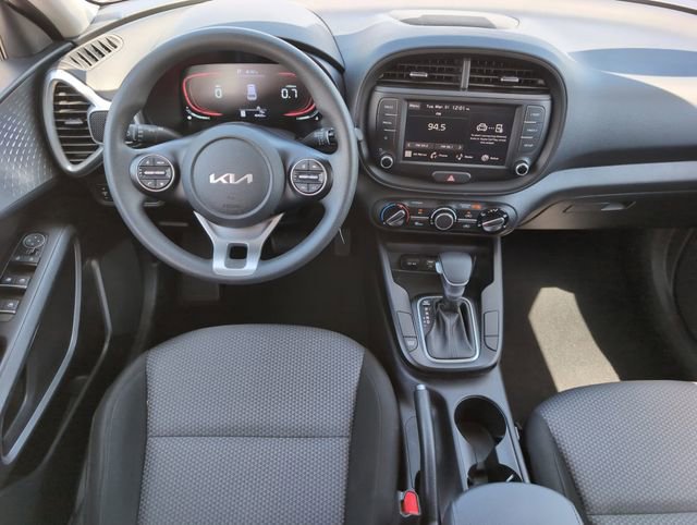 Used 2024 Kia Soul LX w/ Option Group 015 image 27
