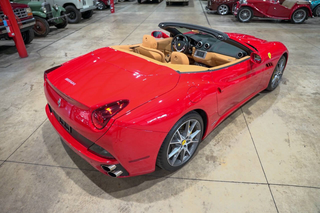 Used 2013 Ferrari California image 17