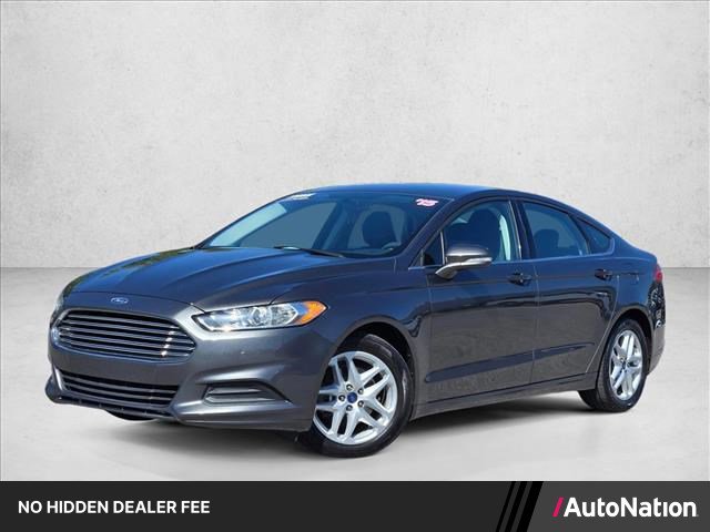 Used 2015 Ford Fusion SE FWD image 1