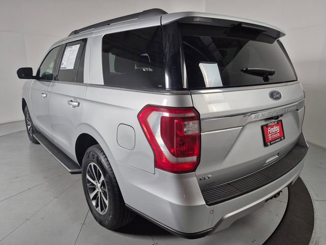 Used 2018 Ford Expedition XLT w/ Equipment Group 202A AWD/4WD image 3