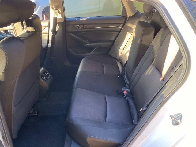 Used 2019 Honda Accord EX image 8