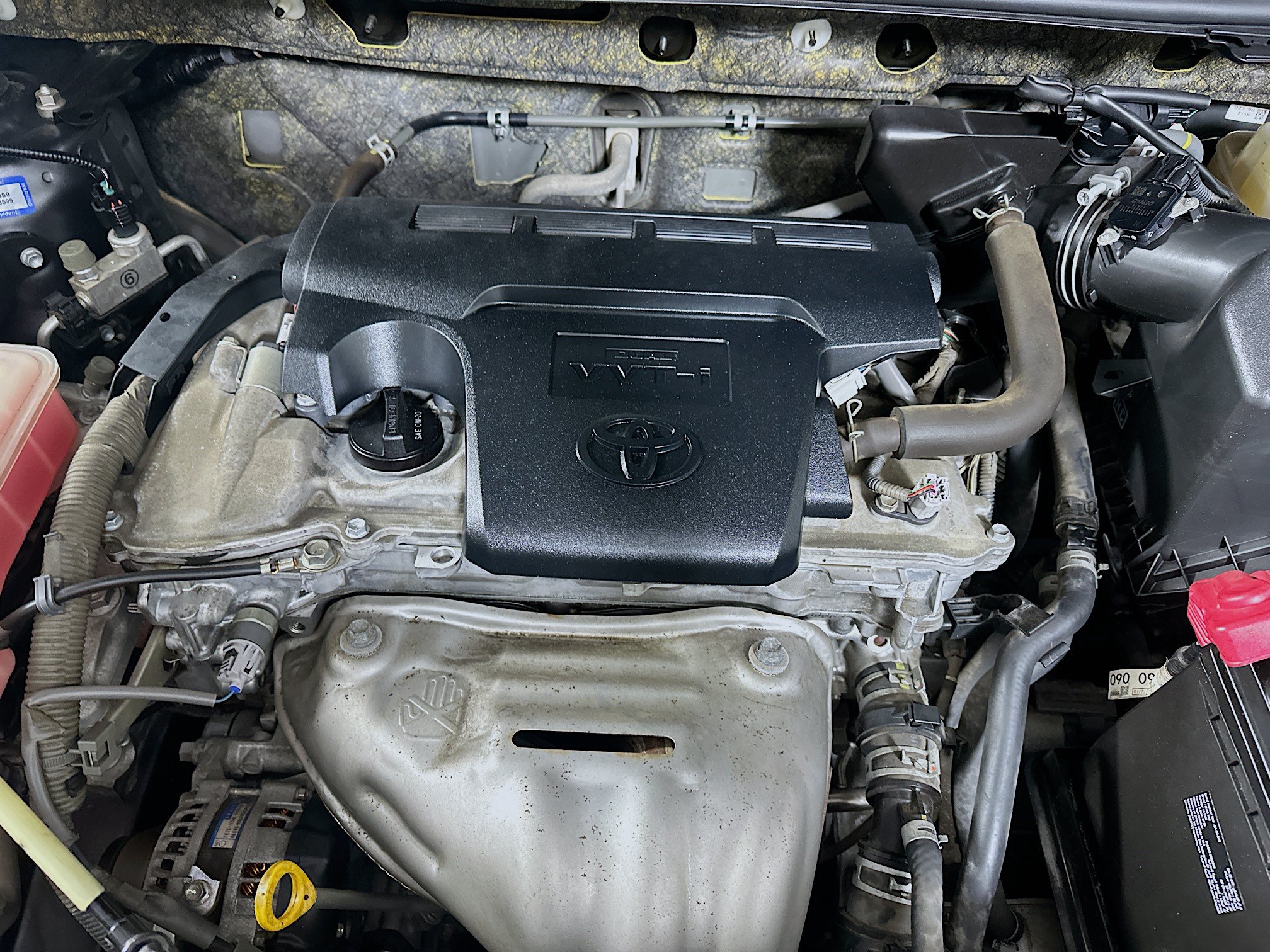 Used 2018 Toyota RAV4 Limited FWD image 35