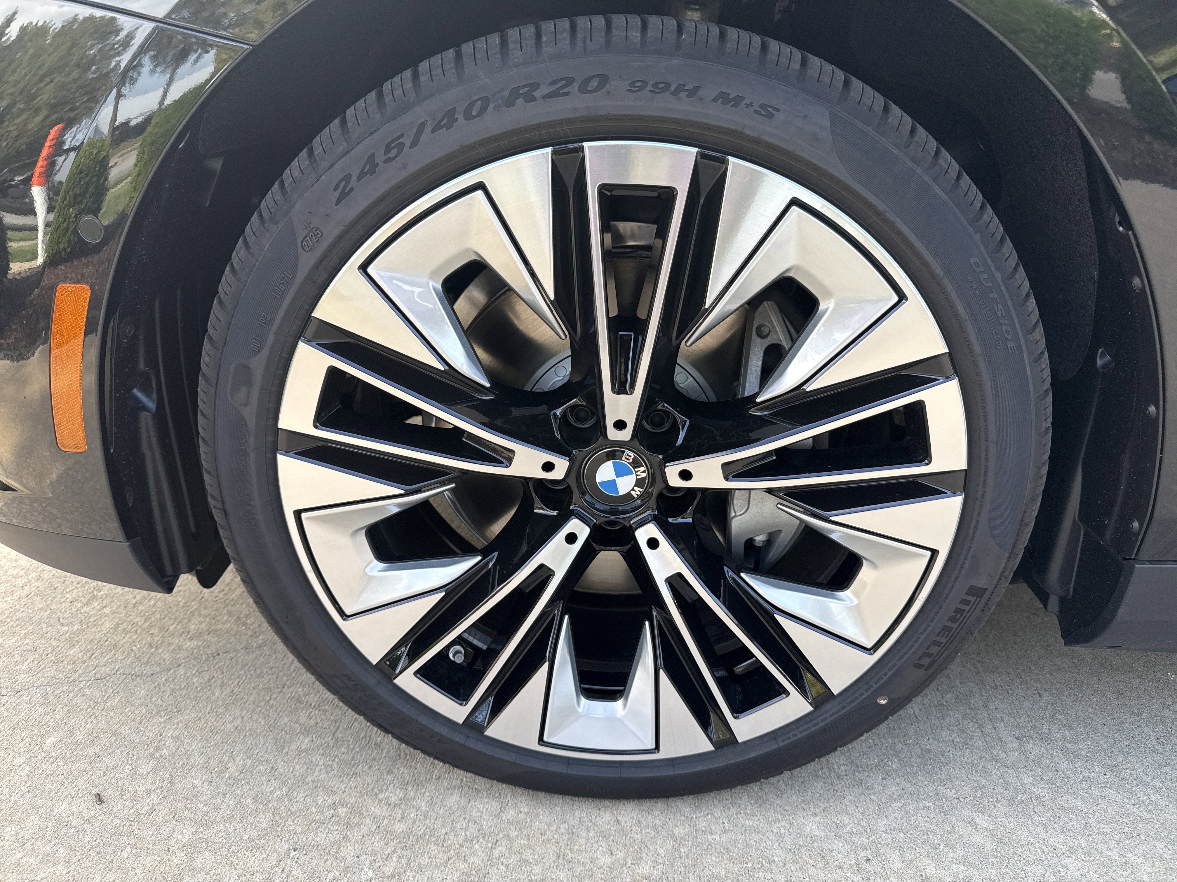 New 2026 BMW i5 eDrive40 image 27