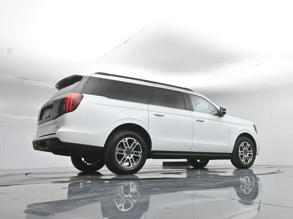 Used 2025 Ford Expedition Max Active AWD/4WD image 55