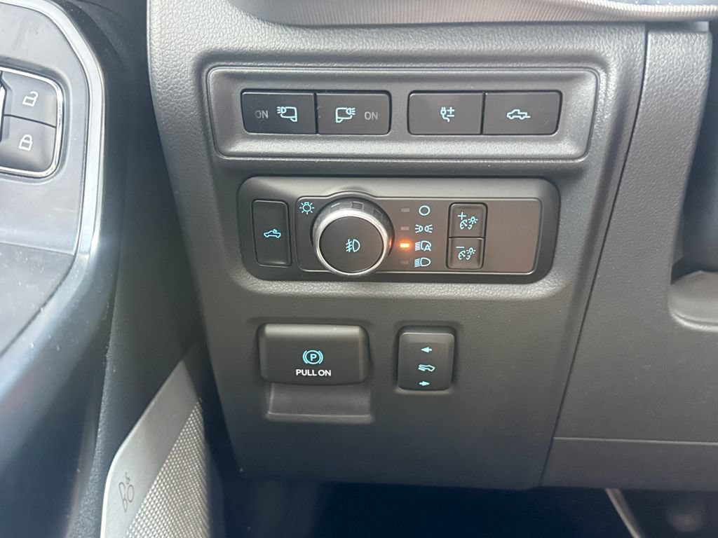 Used 2024 Ford F150 Platinum w/ Equipment Group 702A High AWD/4WD image 19