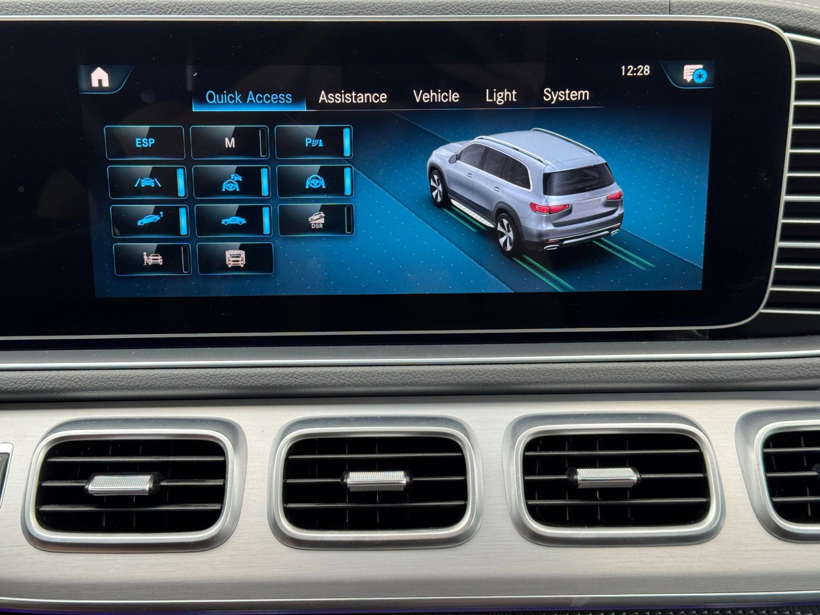 Used 2023 Mercedes-Benz GLS 450 4MATIC image 32