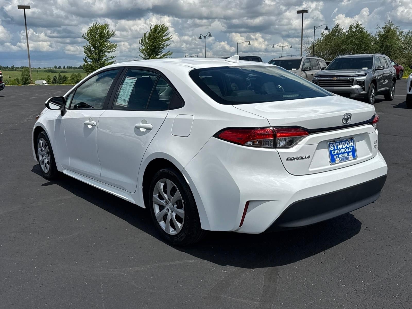 Used 2024 Toyota Corolla LE FWD image 3