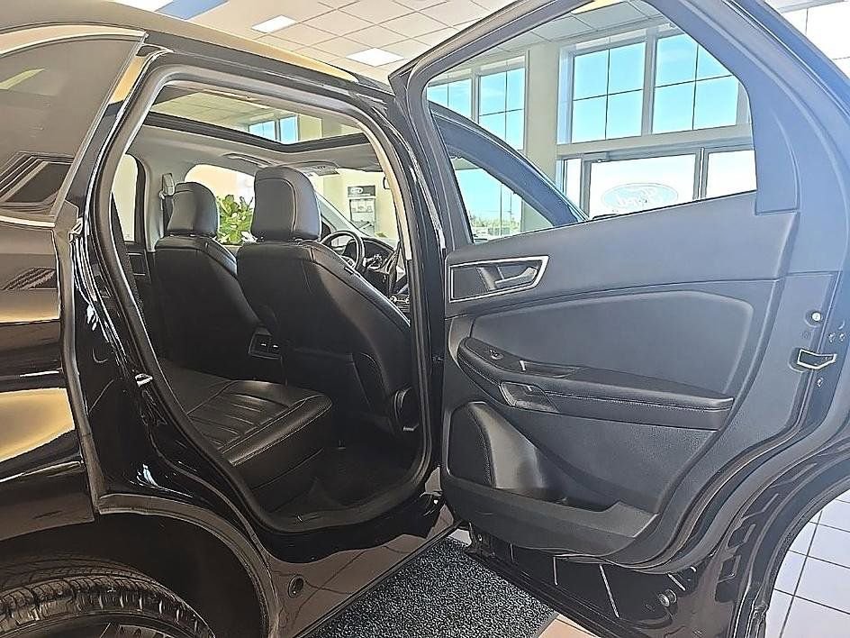 Used 2023 Ford Edge SEL w/ Convenience Package image 33