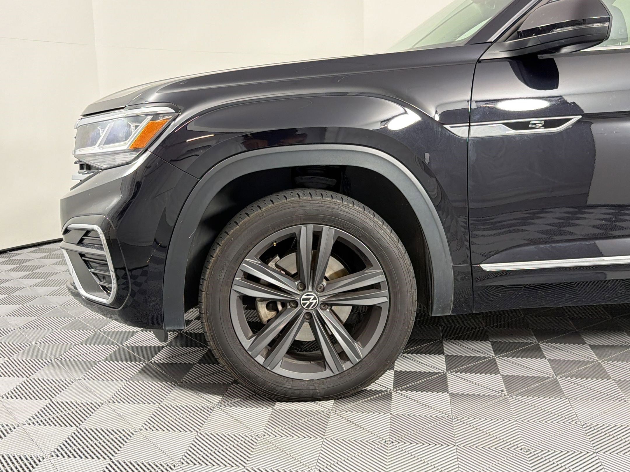 Used 2021 Volkswagen Atlas SE AWD/4WD image 7