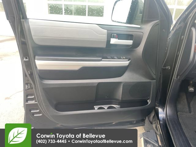 Used 2017 Toyota Tundra Limited w/ Limited Premium Package AWD/4WD image 18