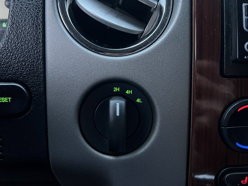 Used 2006 Ford F150 Lariat image 19
