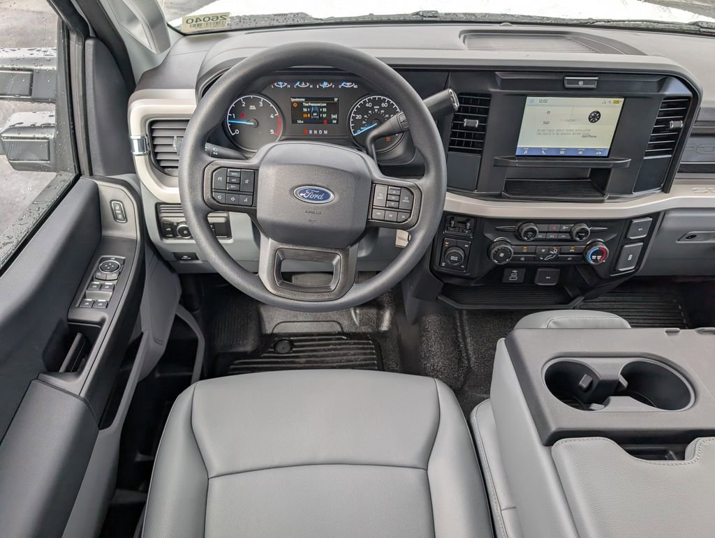 New 2026 Ford F250 XL w/ XL Chrome Package AWD/4WD image 8