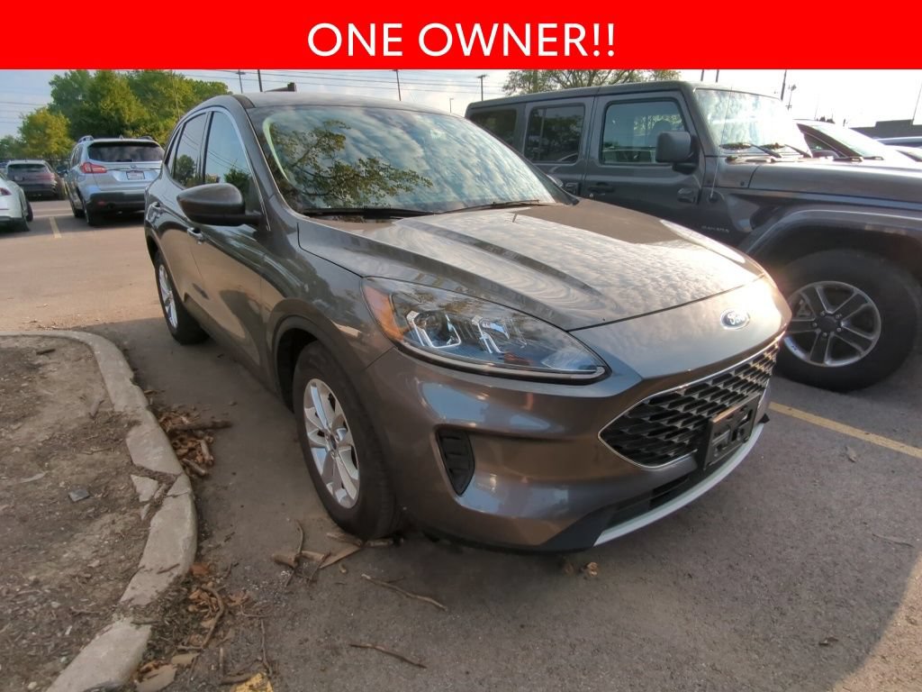 Used 2021 Ford Escape SE w/ Convenience Package FWD image 3