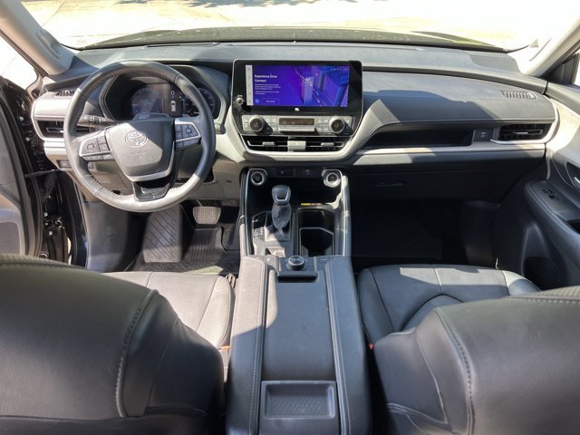 Used 2024 Toyota Grand Highlander AWD image 21