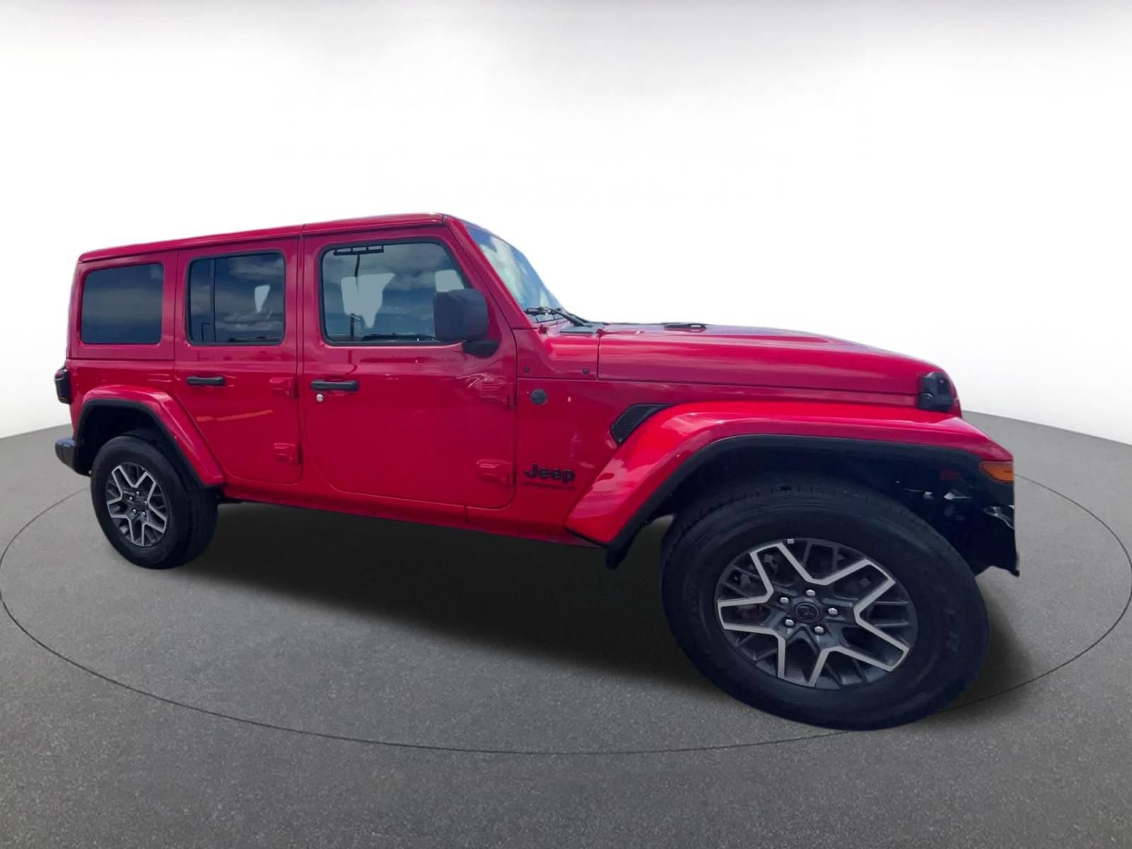 Used 2025 Jeep Wrangler Unlimited Sahara AWD/4WD image 15