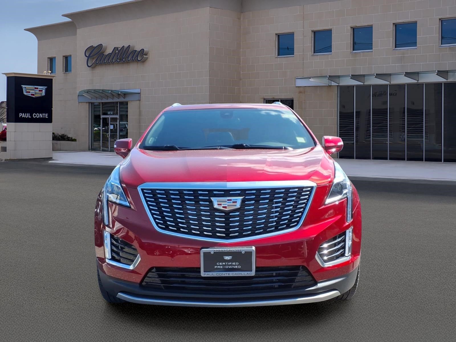 Certified 2024 Cadillac XT5 Premium Luxury w/ LPO, Floor Liner Package AWD/4WD image 2