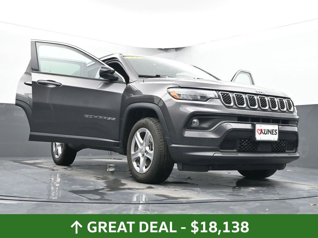 Used 2024 Jeep Compass Latitude image 79