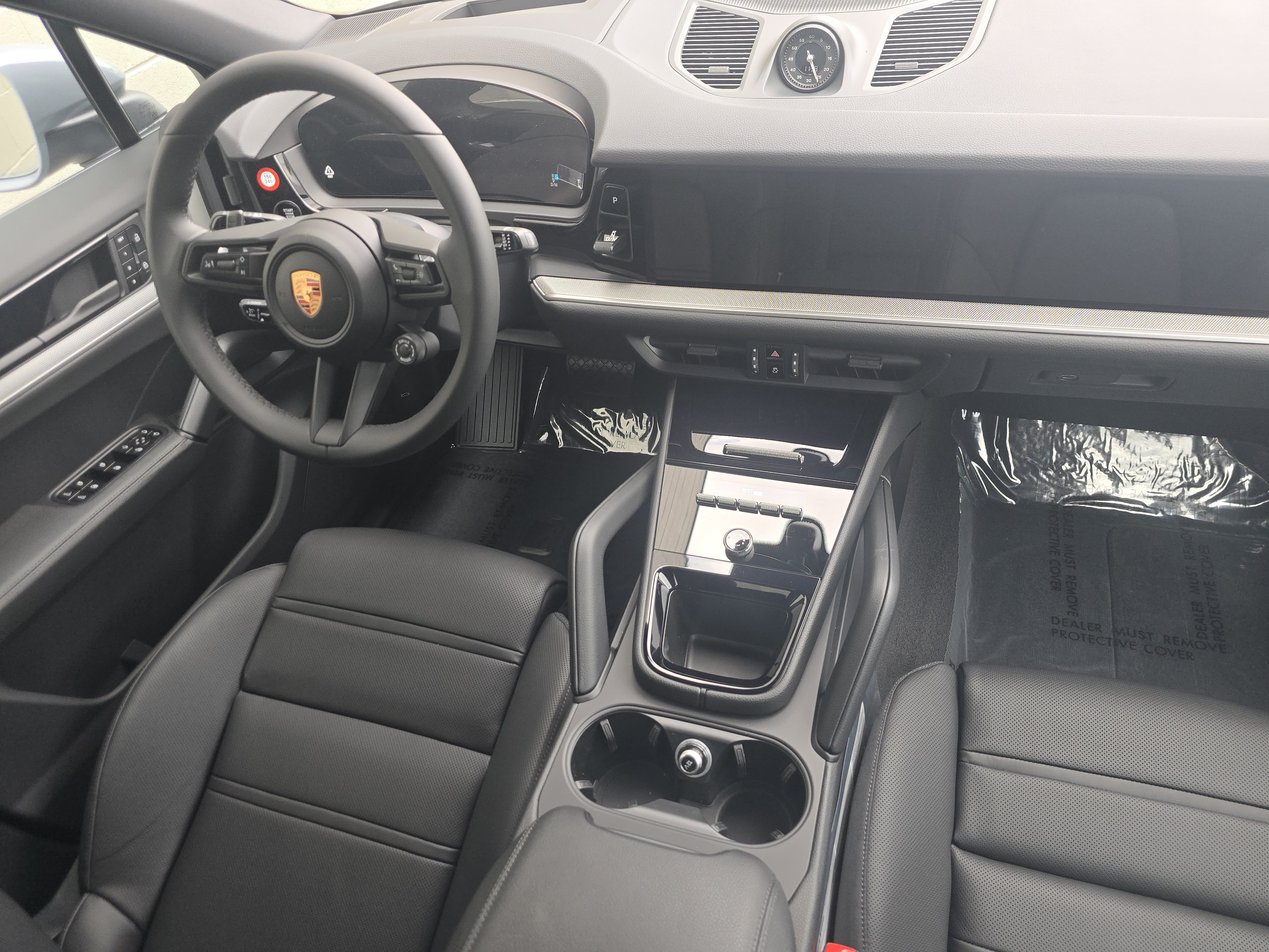 New 2026 Porsche Cayenne Coupe AWD/4WD image 27