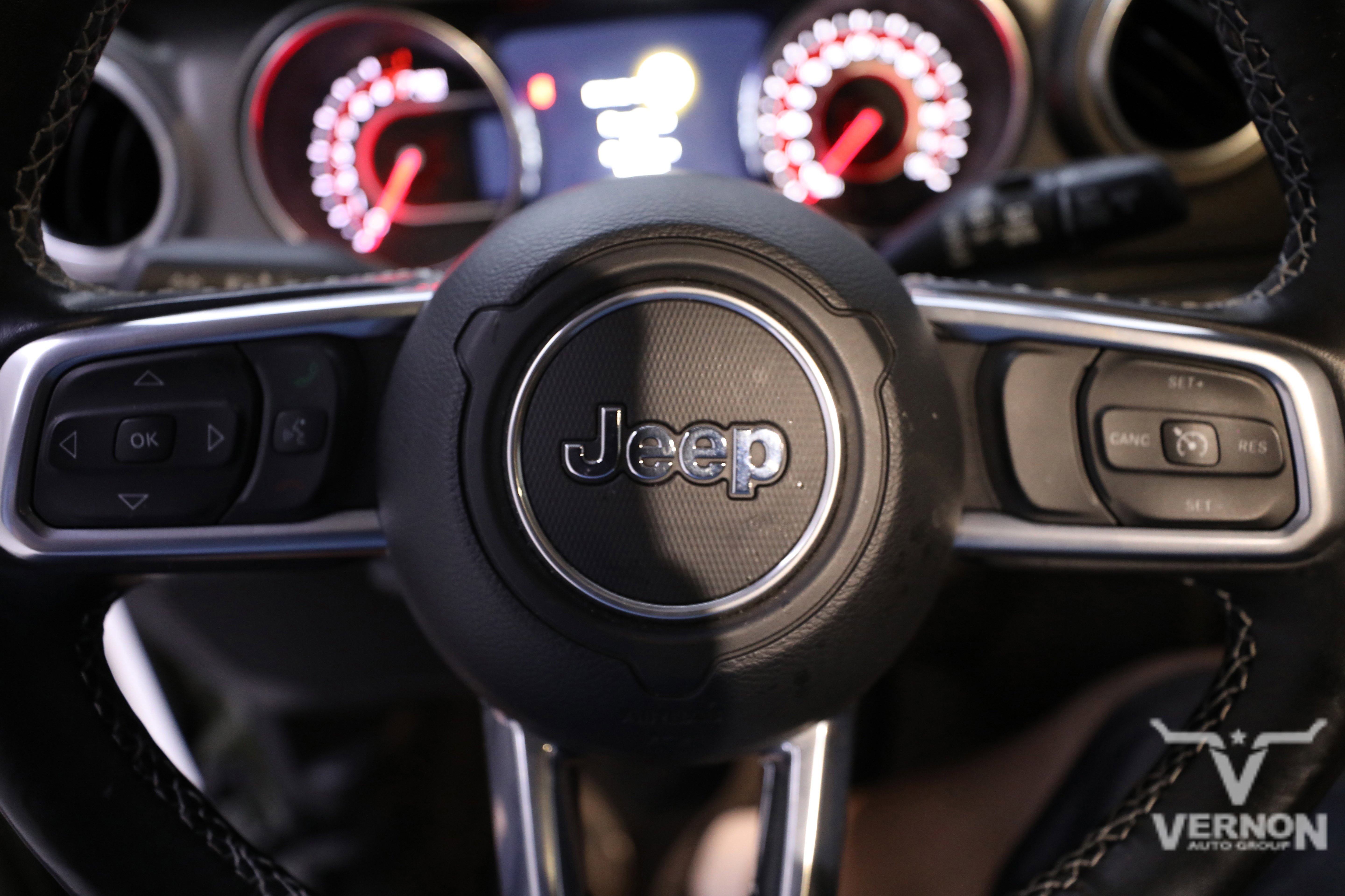 Used 2022 Jeep Wrangler Unlimited Rubicon w/ Xtreme Recon 35" Tire Package image 21