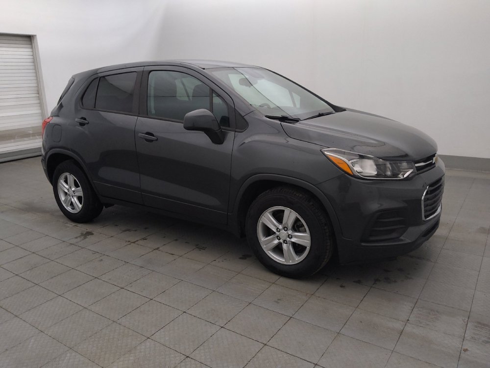 Used 2020 Chevrolet Trax LS w/ Tint and Cruise Package FWD image 11