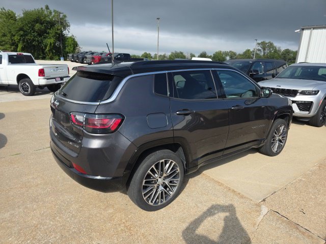Certified 2023 Jeep Compass Limited w/ Elite Group AWD/4WD image 8