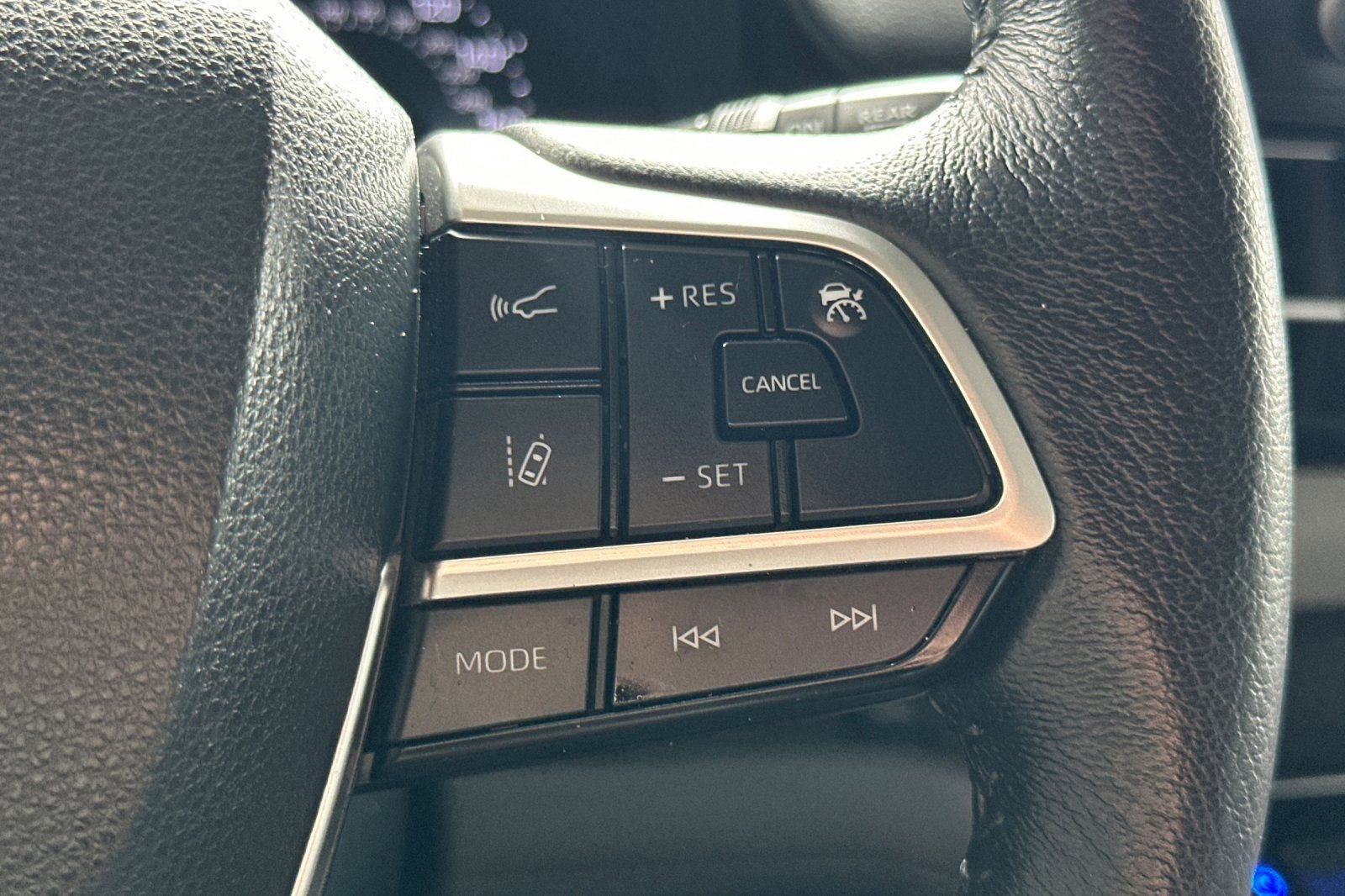 Certified 2022 Toyota Sienna XLE FWD image 28