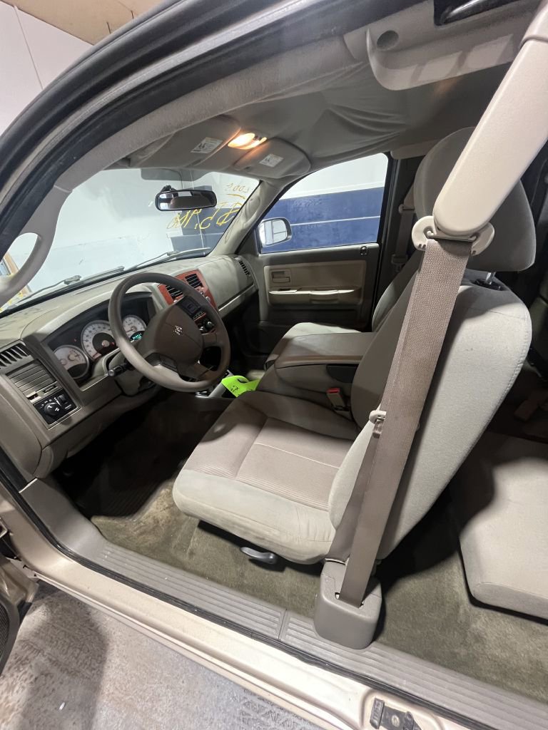 Used 2005 Dodge Dakota SLT w/ Trailer Tow Group image 5