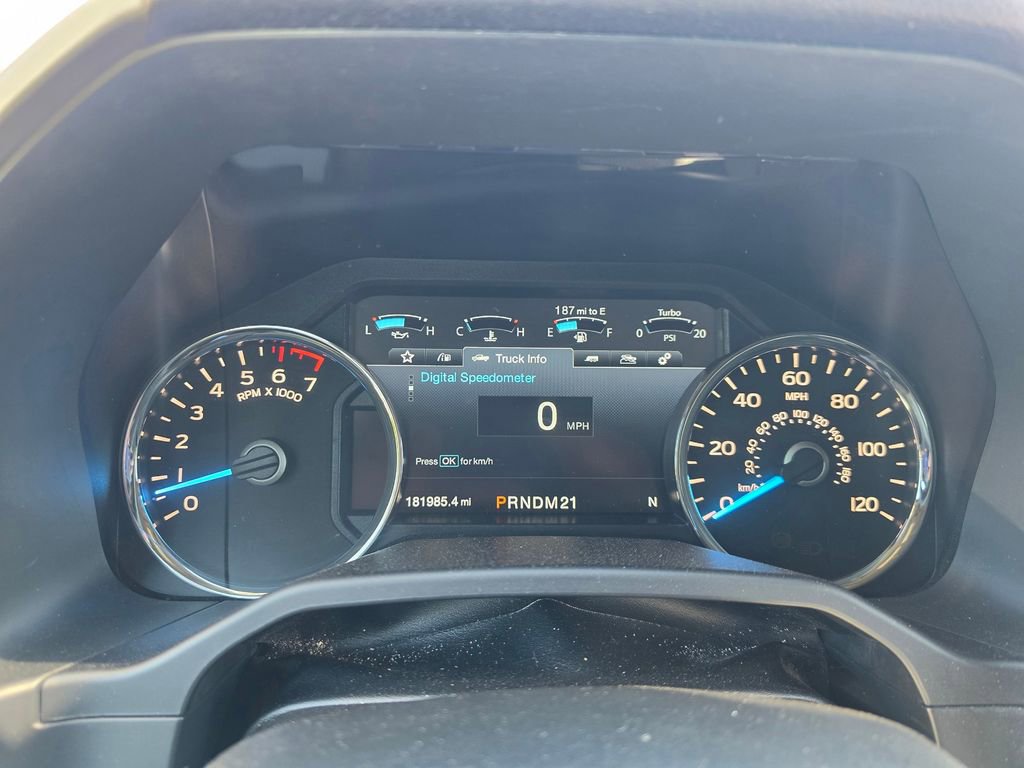 Used 2015 Ford F150 Lariat w/ Equipment Group 502A Luxury AWD/4WD image 8