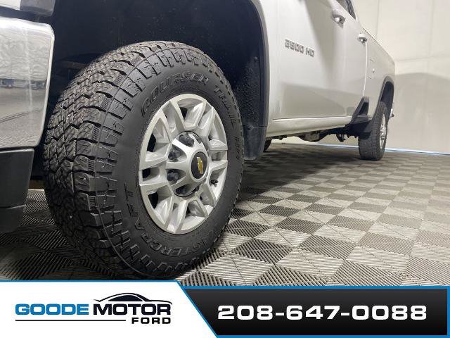 Used 2022 Chevrolet Silverado 2500 LT w/ Convenience Package AWD/4WD image 27