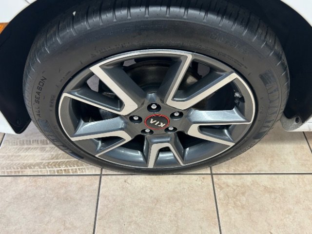 Used 2020 Kia Soul GT-Line w/ GT 2.0L Power Sunroof Package image 23