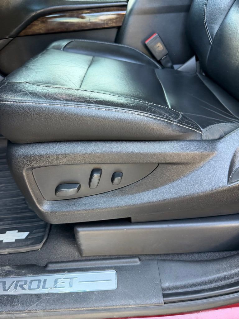 Used 2019 Chevrolet Tahoe LT w/ Luxury Package image 16