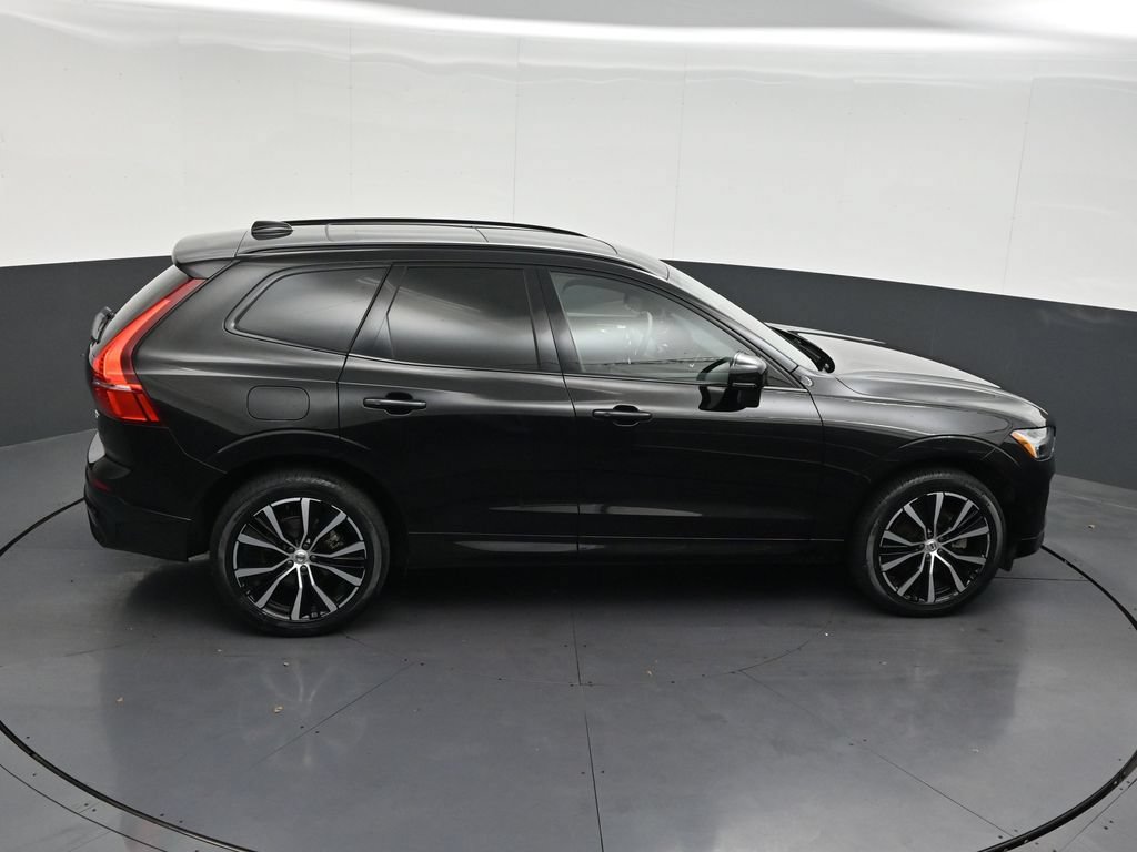 Certified 2024 Volvo XC60 B5 Plus w/ Climate Package AWD/4WD image 21