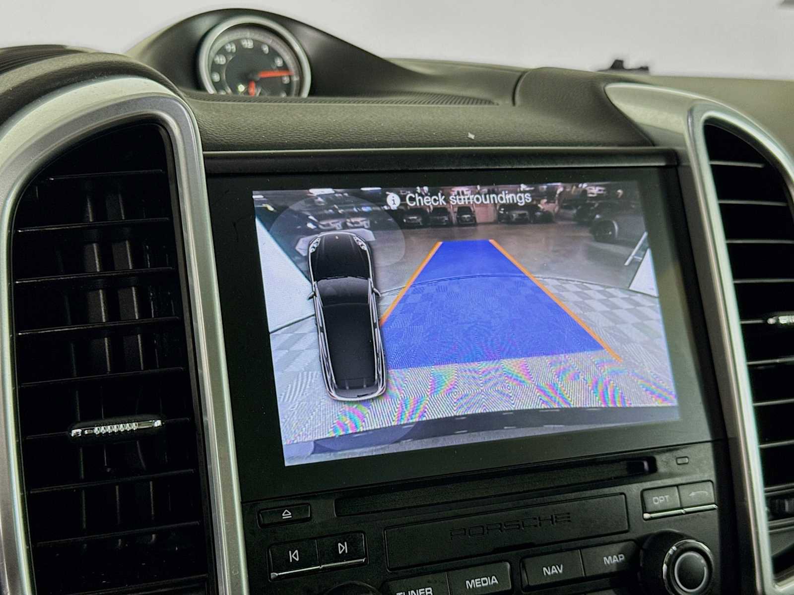 Used 2018 Porsche Cayenne image 15