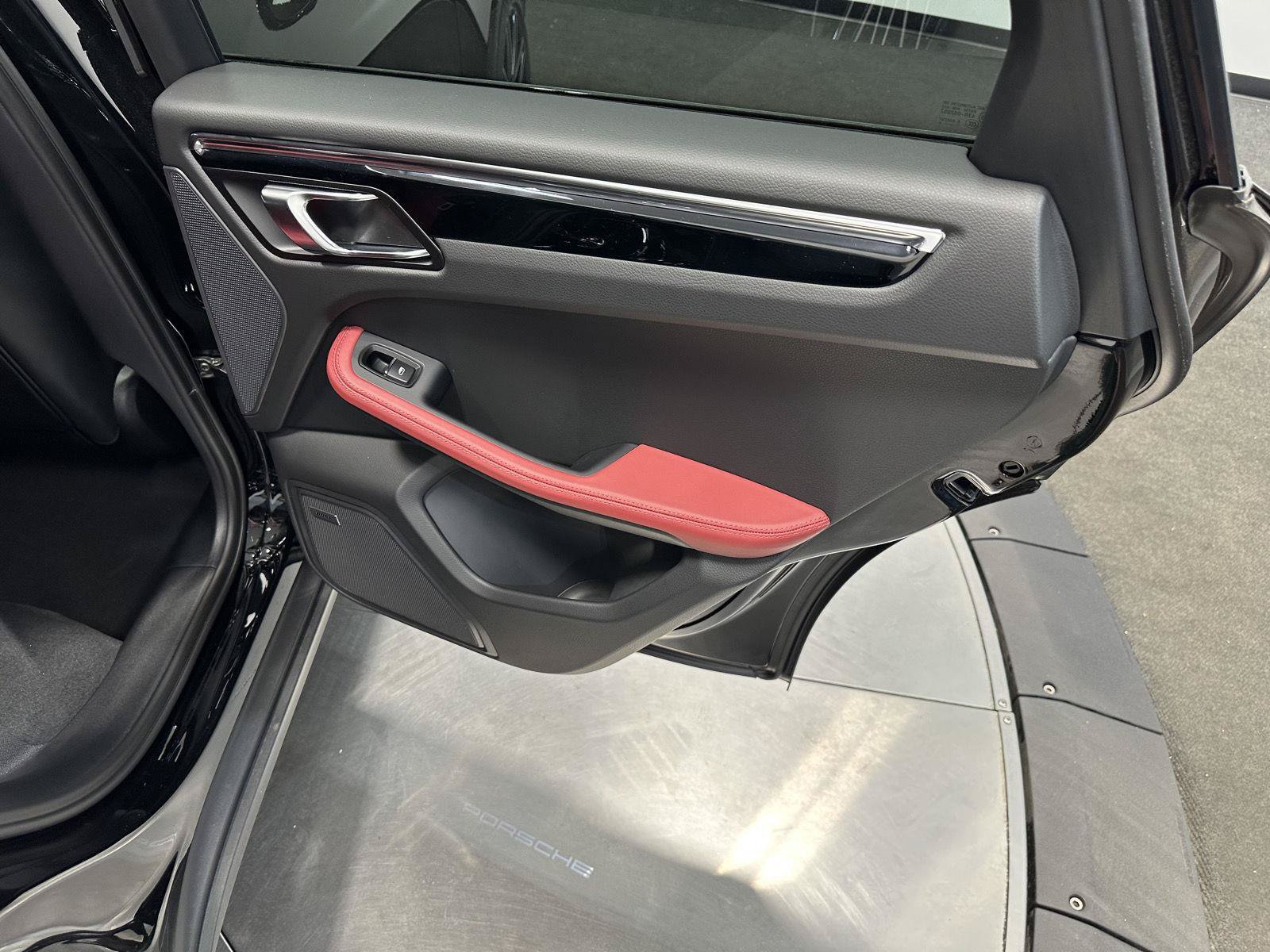 New 2026 Porsche Macan S AWD/4WD image 38
