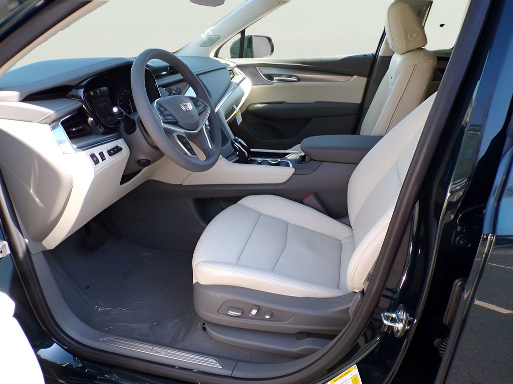 New 2026 Cadillac XT5 Premium Luxury w/ Driver Assist Package image 10