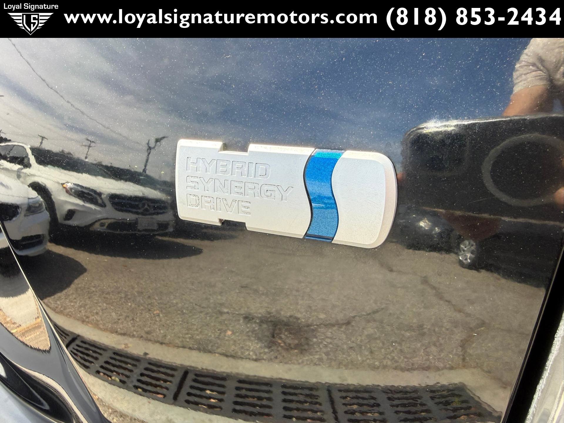 Used 2012 Toyota Prius C Two image 9