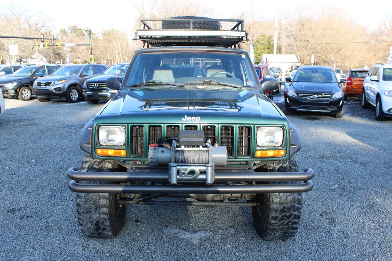 Used 2001 Jeep Cherokee Sport image 3