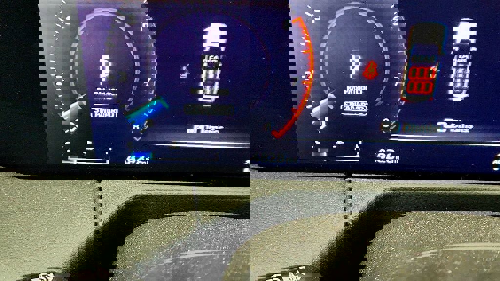 Used 2025 Nissan Armada PRO-4X w/ Pro-4X Premium Package image 16