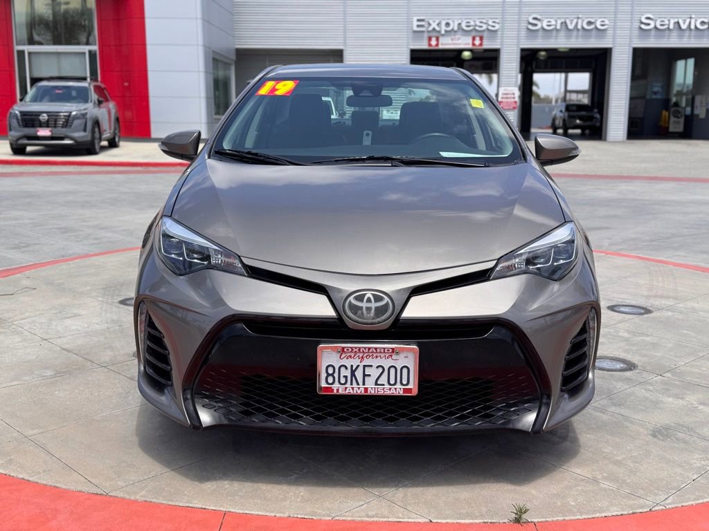 Used 2019 Toyota Corolla SE FWD image 3