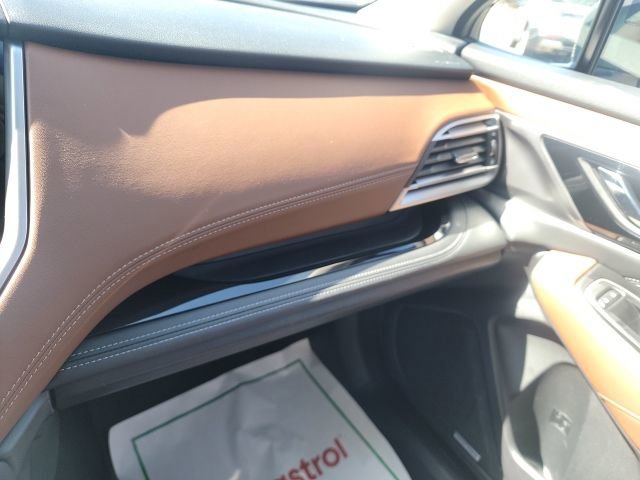 Used 2020 Subaru Outback Touring XT image 11