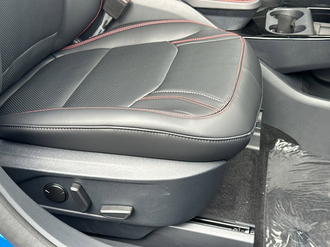 New 2025 Ford Mustang Mach-E Premium w/ Sport Appearance Package image 11