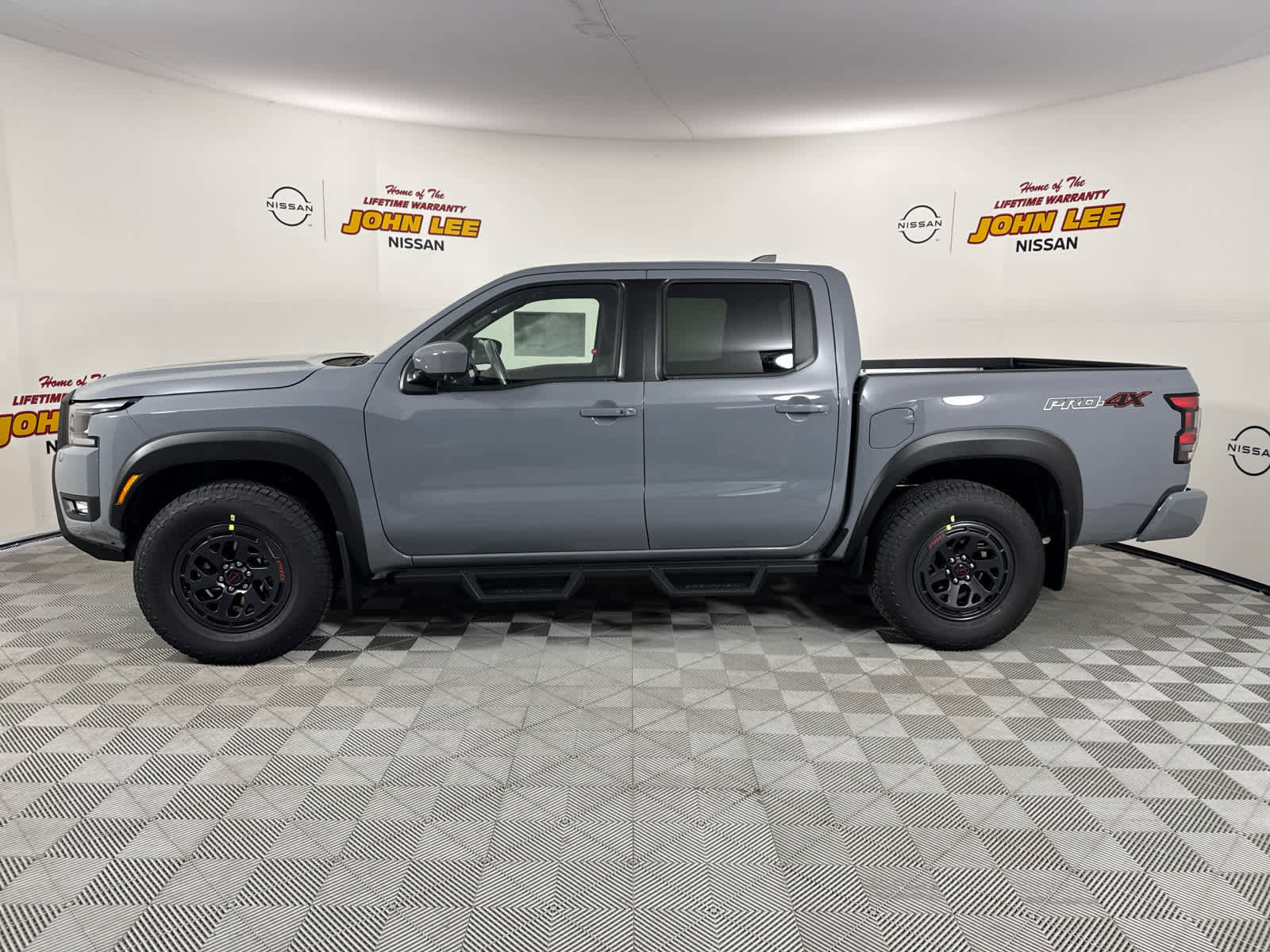 New 2026 Nissan Frontier PRO-4X image 2