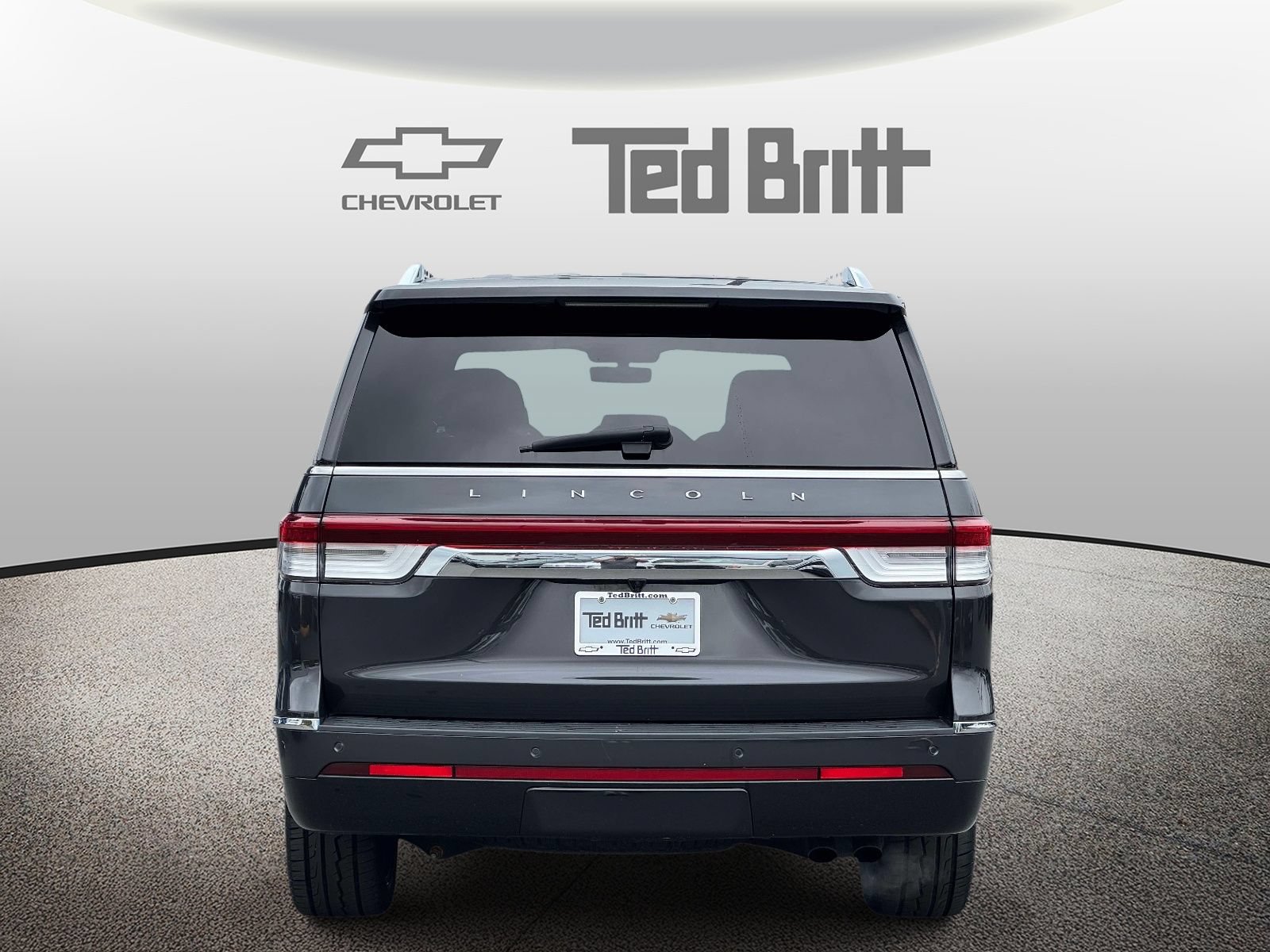 Used 2022 Lincoln Navigator Reserve AWD/4WD image 5