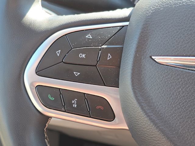 Used 2023 Chrysler Voyager LX FWD image 15
