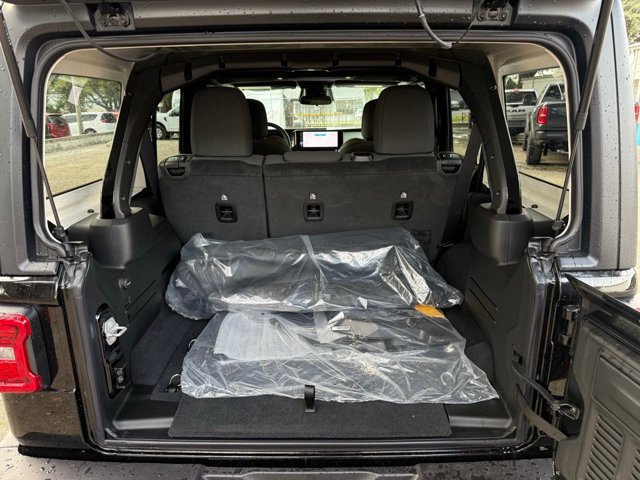 New 2025 Jeep Wrangler Unlimited Sport AWD/4WD image 35