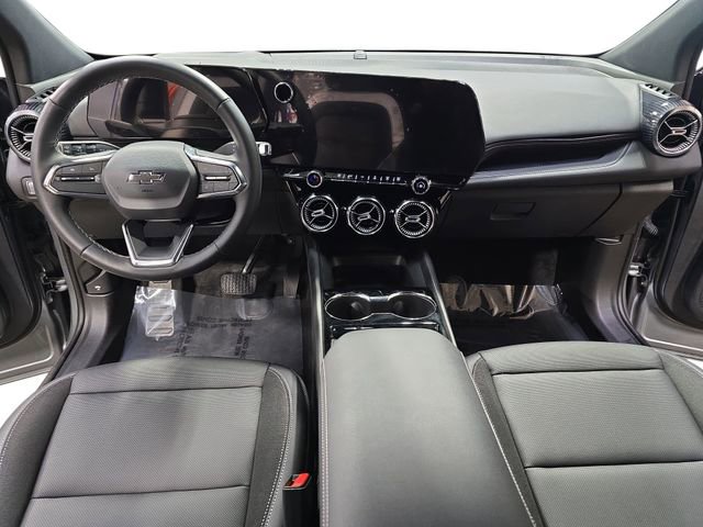 New 2025 Chevrolet Blazer EV LT image 12