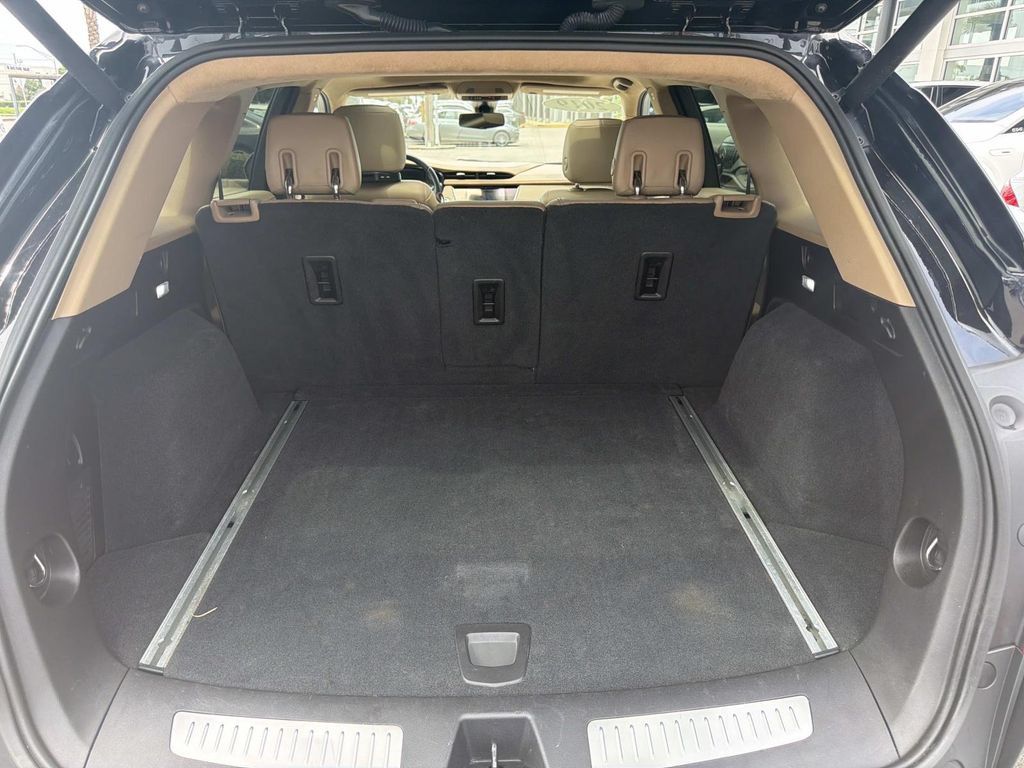 Used 2019 Cadillac XT5 Platinum AWD/4WD image 8