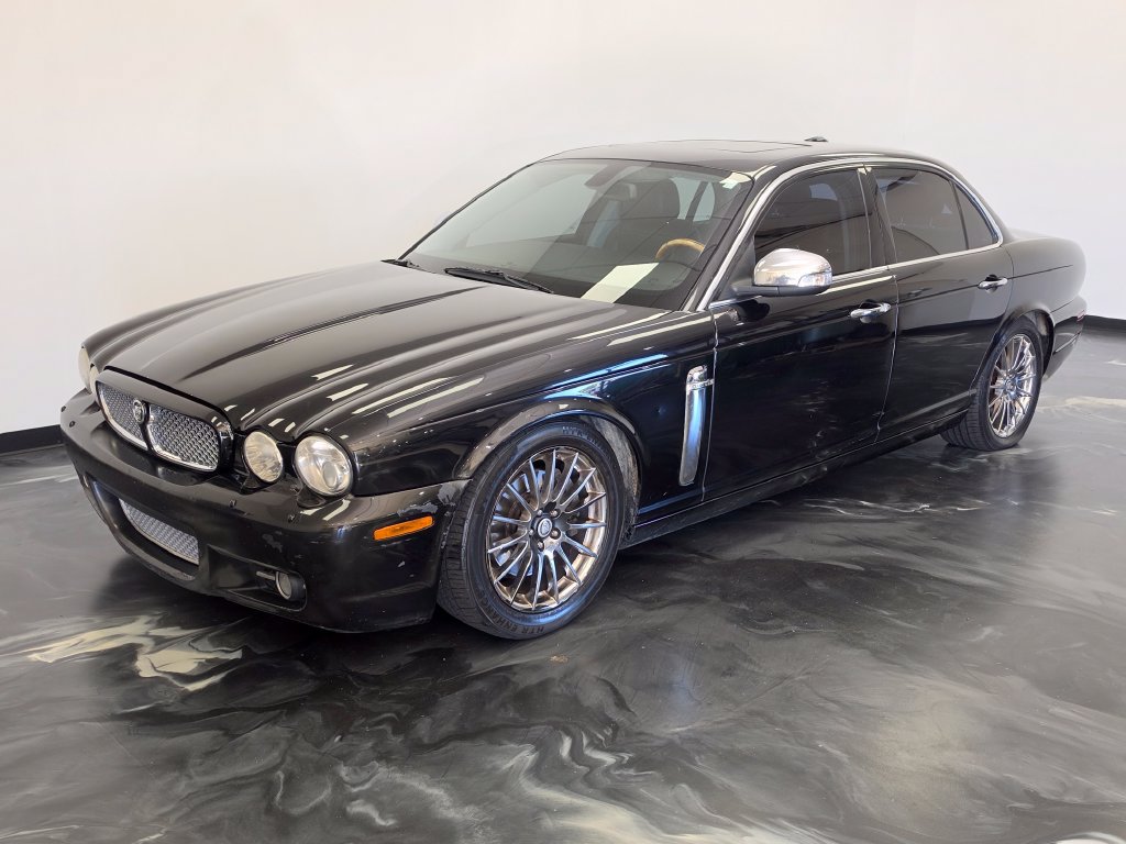 Used 2008 Jaguar XJ8 RWD image 19