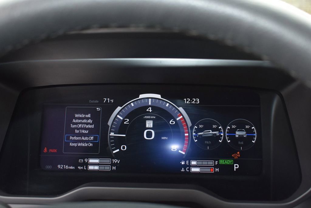 Used 2024 Toyota Tundra Limited AWD/4WD image 15