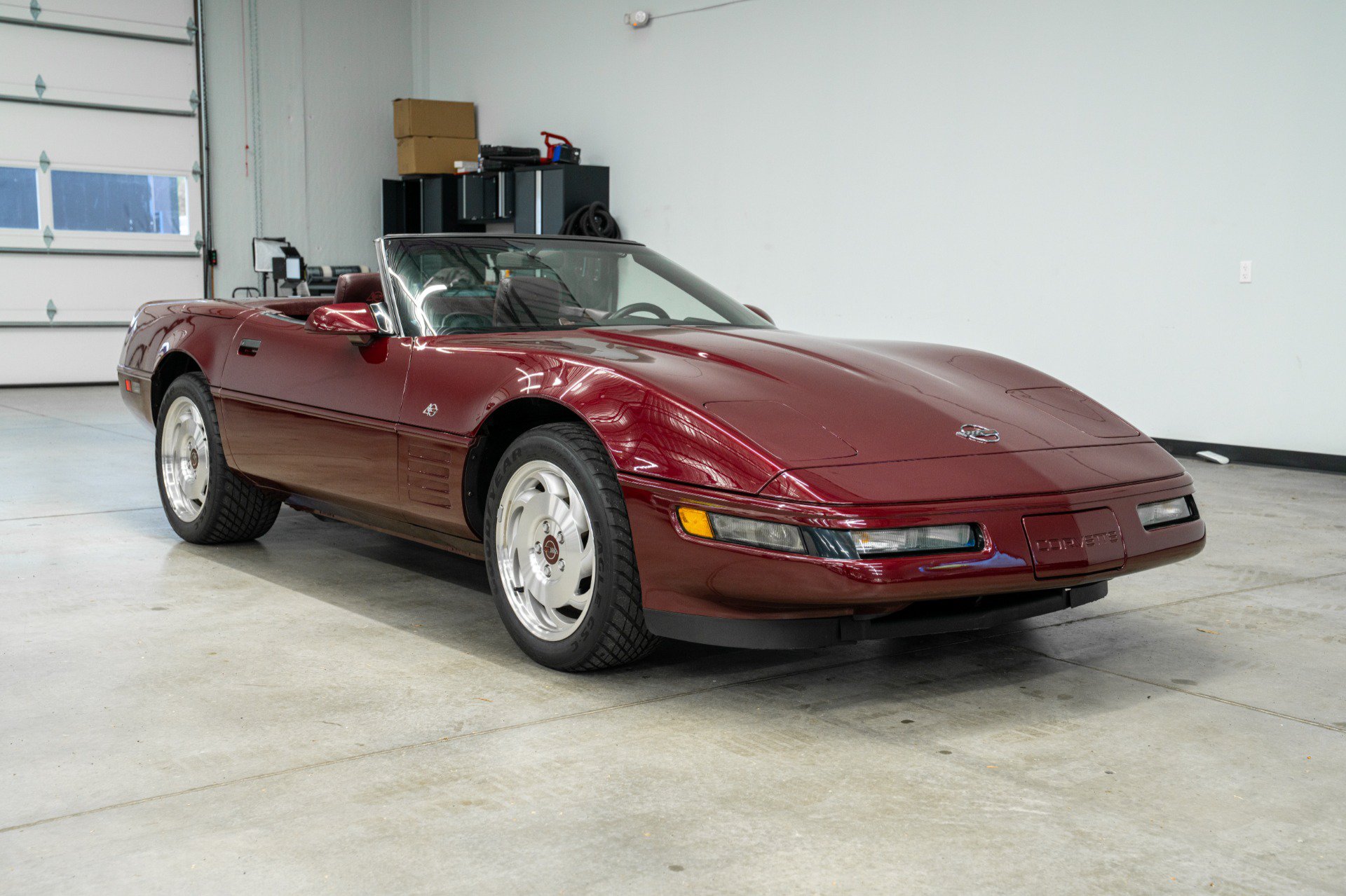 Used 1993 Chevrolet Corvette Convertible RWD image 3